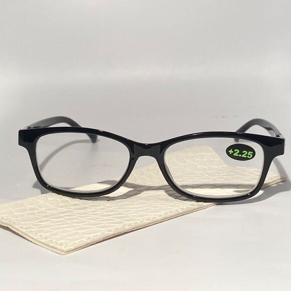 Reading Glasses 2.25 Black Rectangular Frames Readers NWT - Picture 1 of 8